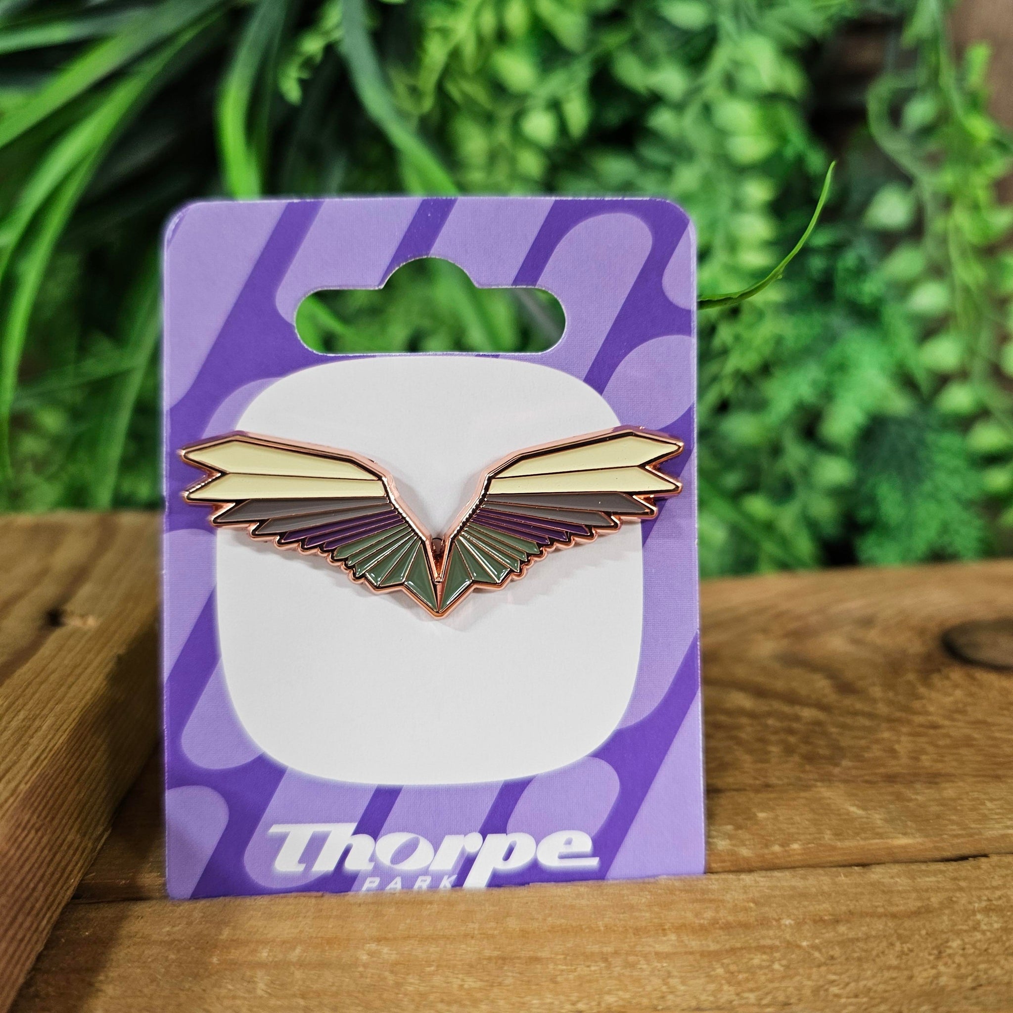 Hyperia Spiritualist Wings Pin Badge – Thorpe Park Online Shop